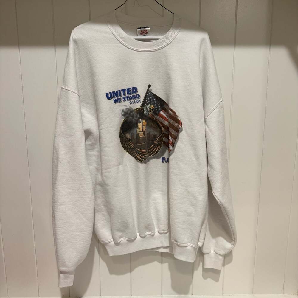 Vintage Hanes Super Sweats United We Stand 9-11-01 F.O.E. Commemorative Crewneck